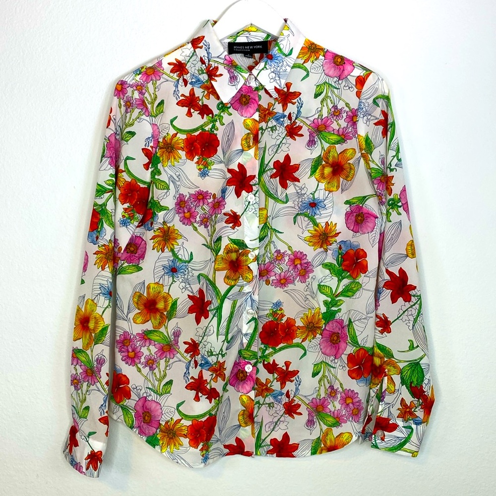 Jones New York Collection Floral Print Button Down Blouse (Size 2)